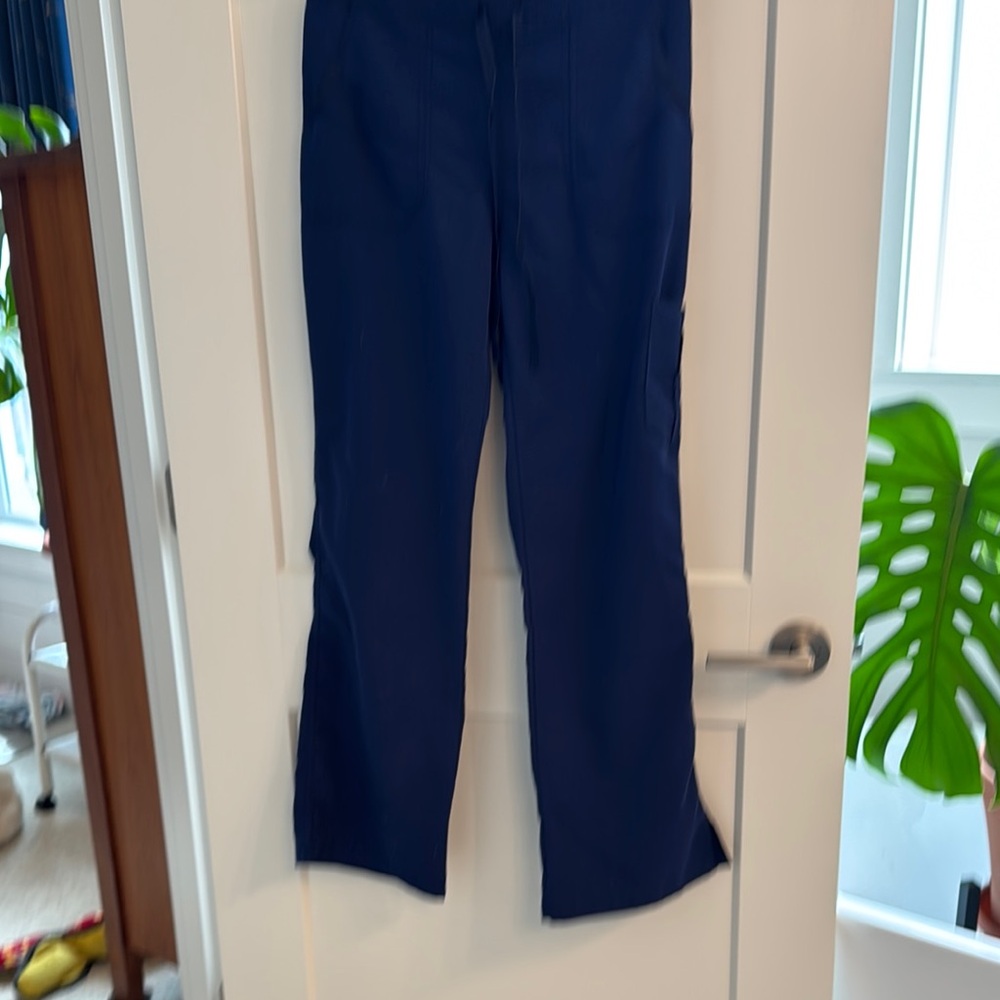 Women’s scrub bottoms.